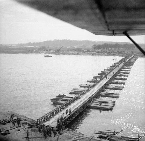 Reference image of Bailey bridge on the Rhine after operation Plunder