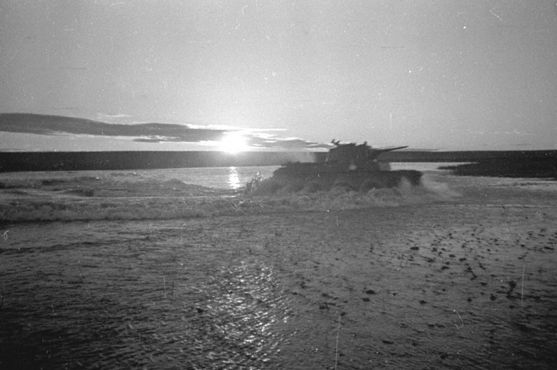 Soviet tanks cross Khalkhin Gol river 1939.jpg