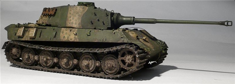 Panzerkampfwagen VI Ausf. B   Tiger II.jpg
