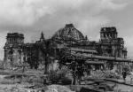 Reichstag_1945